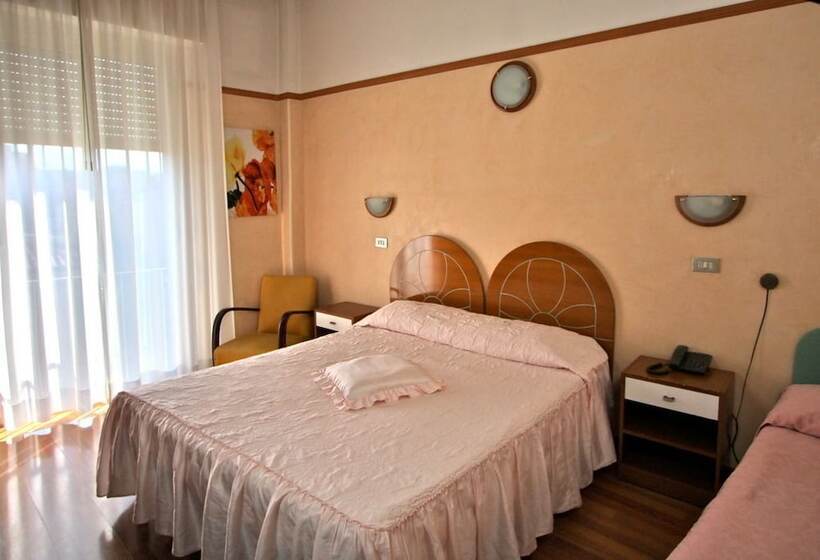 اتاق استاندارد یک نفره, Britannia Rimini Marina Centro