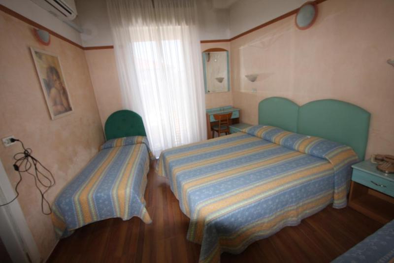 اتاق استاندارد چهار تخته, Britannia Rimini Marina Centro