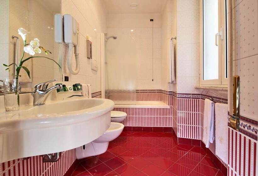 סוויטת ג'וניור, Colonna