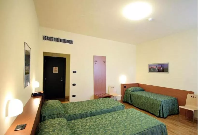 Habitació Triple Estàndard, Dama