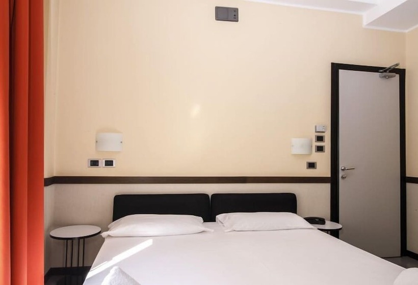 חדר סטנדרט עם מרפסת, Derby