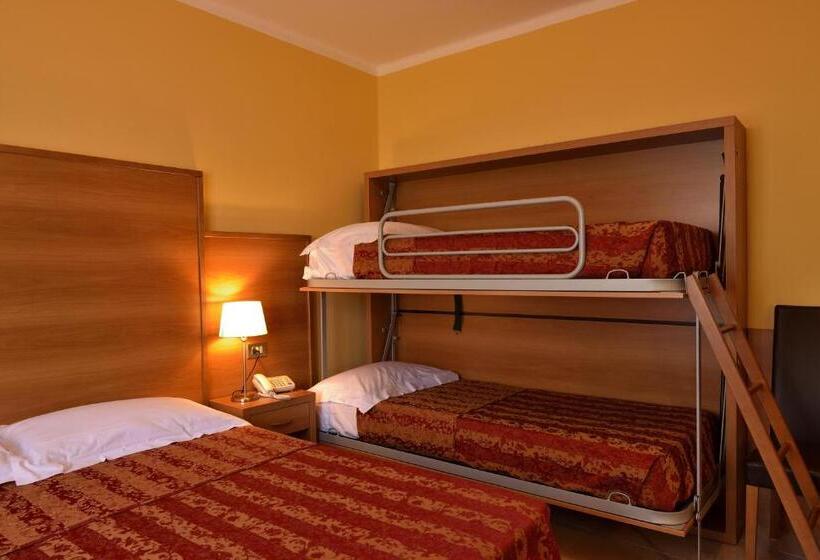 חדר סטנדרט לארבעה, Eden Salo