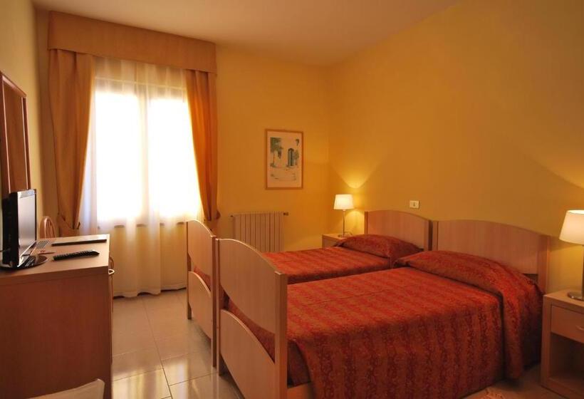 חדר קלאסי, Eden Salo