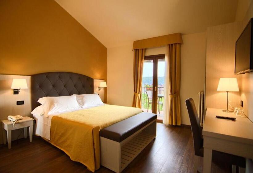 חדר סטנדרט נוף לאגם, Eden Salo