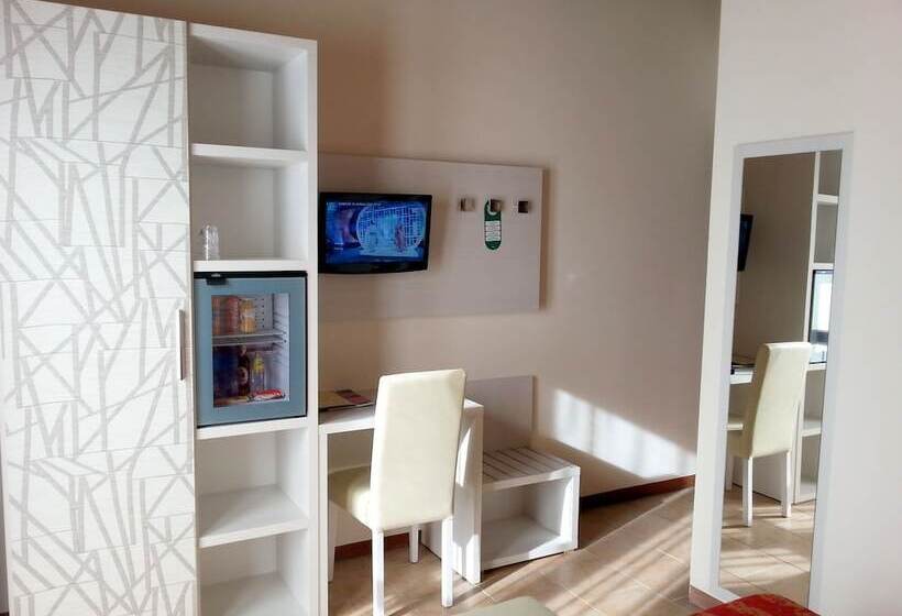 חדר סטנדרט, Eden Salo