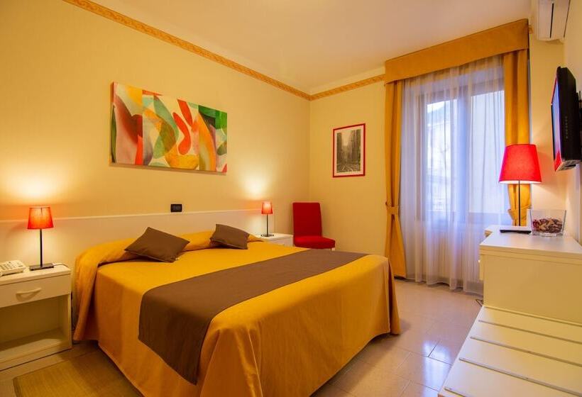 חדר קלאסי, Eden Salo