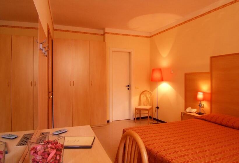 חדר קלאסי, Eden Salo