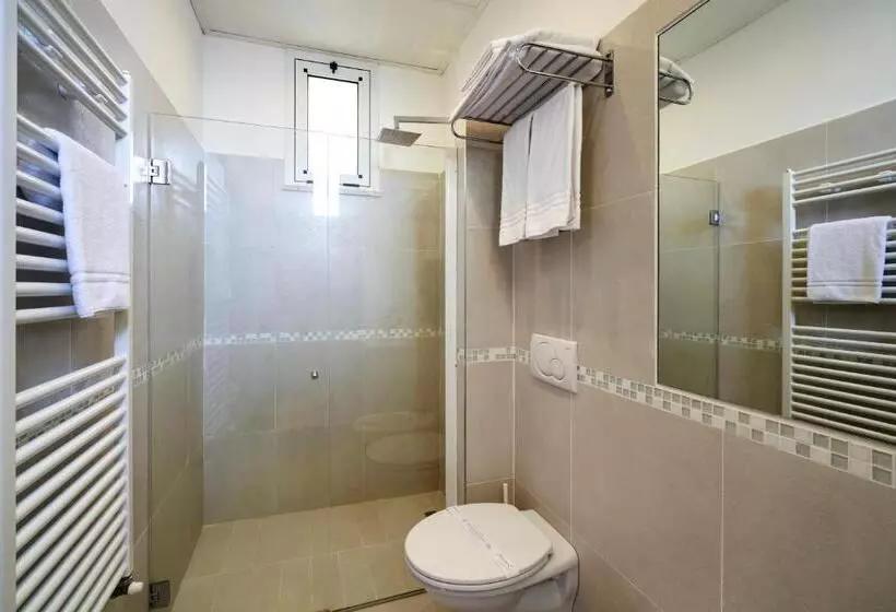 Sviitti Poreallas, Estate