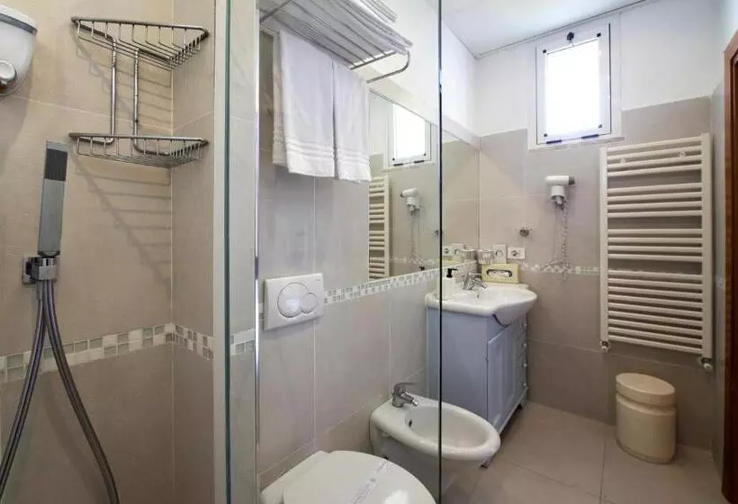 Sviitti Poreallas, Estate