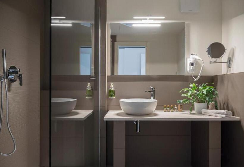 Camera Tripla Deluxe, Giardino Suites&spa