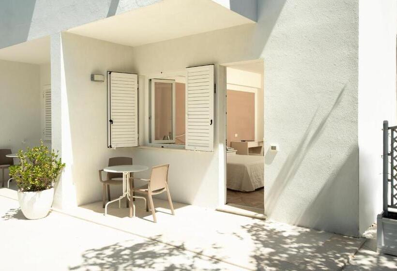 اتاق سوپریور چهار تخته, Giardino Suites&spa