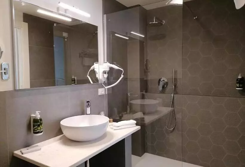 デラックスの４人部屋, Giardino Suites&spa