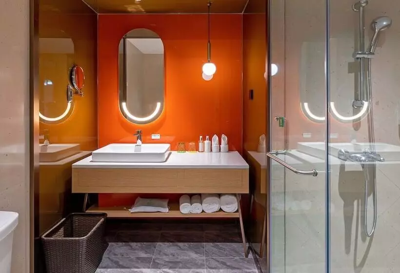 اتاق استاندارد, Holiday Inn Chongqing Guanyinqiao By Ihg
