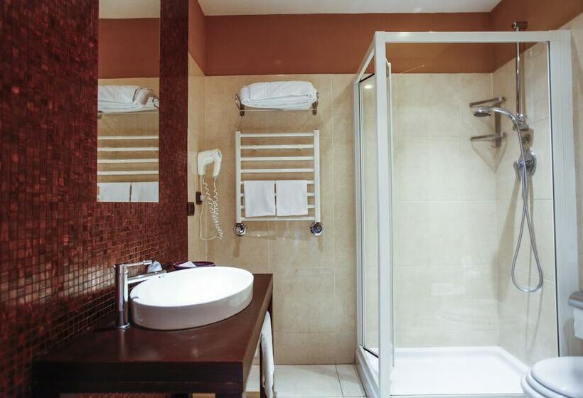 غرفة قياسية, Il Parco Degli Ulivi