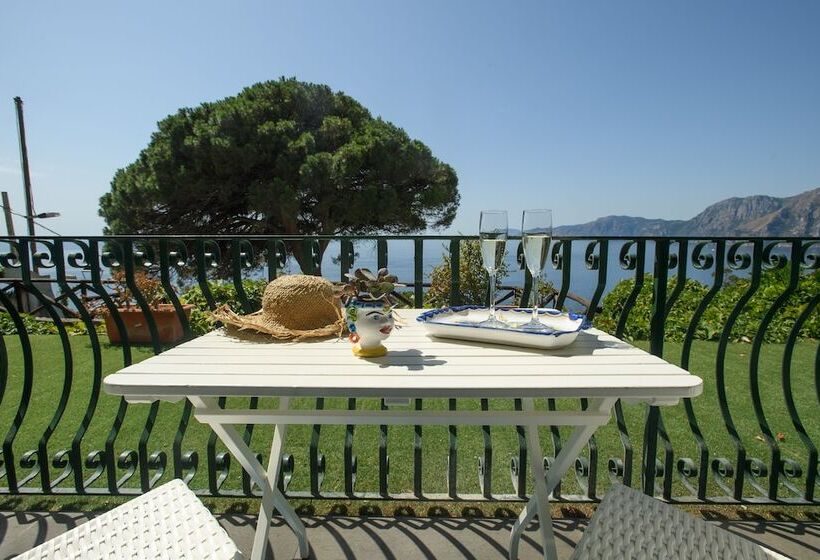 חדר קלאסי עם נוף לים, Il Pino