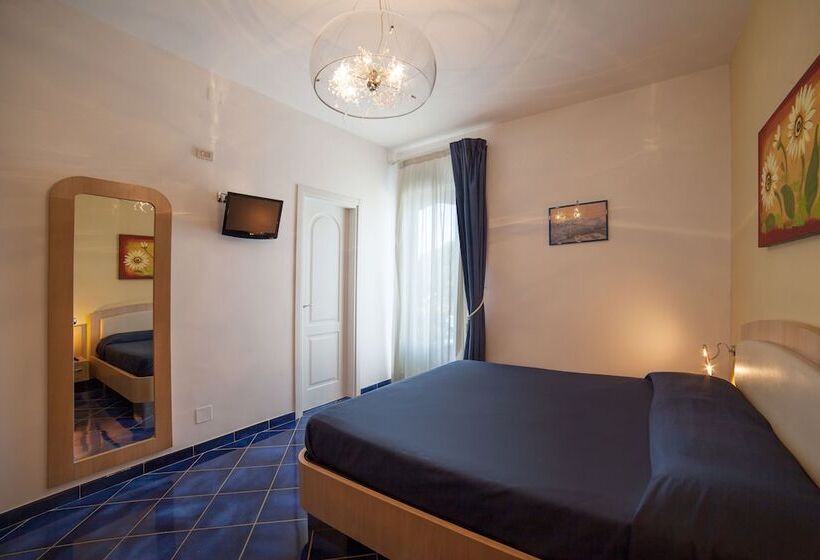 חדר קומפורט עם נוף לים, Il Pino