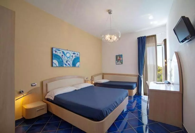 Triple Room Sea View, Il Pino