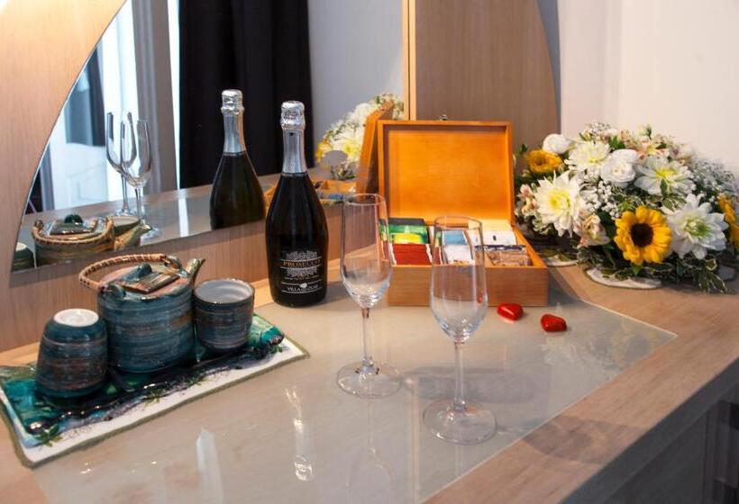 חדר דלוקס נוף לים, Il Pino