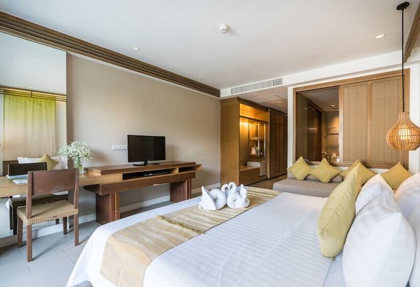 Номер Deluxe Вид на Бассейн, Kc Grande Resort Koh Chang