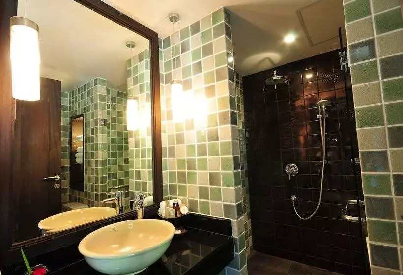 اتاق لوکس با چشم‌انداز دریا, Kc Grande Resort Koh Chang