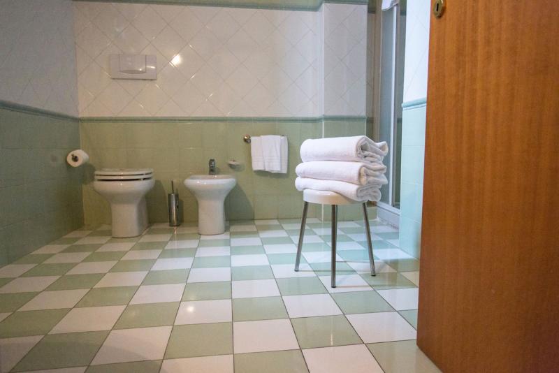 اتاق استاندارد, Leonardo