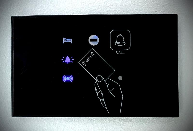 اتاق سوپریور یک تخته, Leonardo