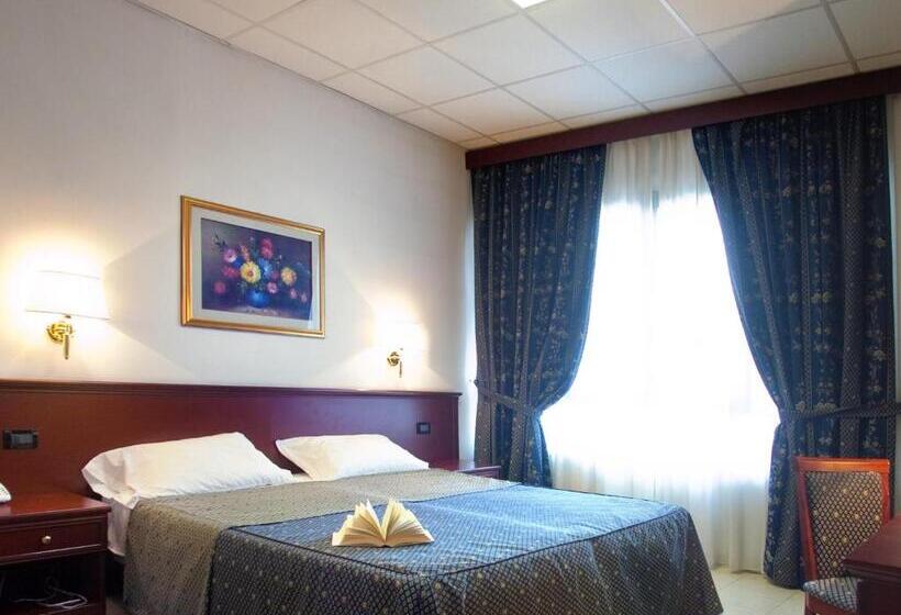 اتاق سوپریور یک تخته, Leonardo