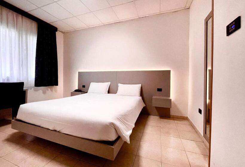 اتاق سوپریور, Leonardo