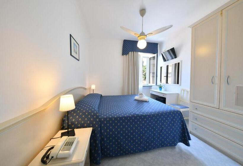 클래식 룸, Noris