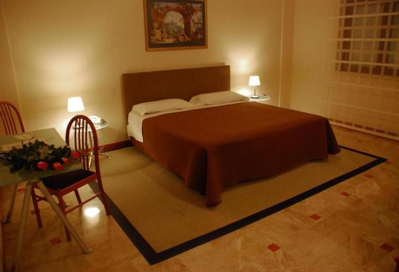 חדר סטנדרט יחיד, Palace 2000