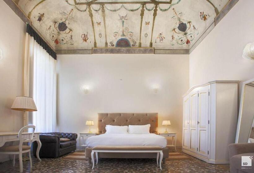 غرفة قياسية, Palazzo Galletti Abbiosi