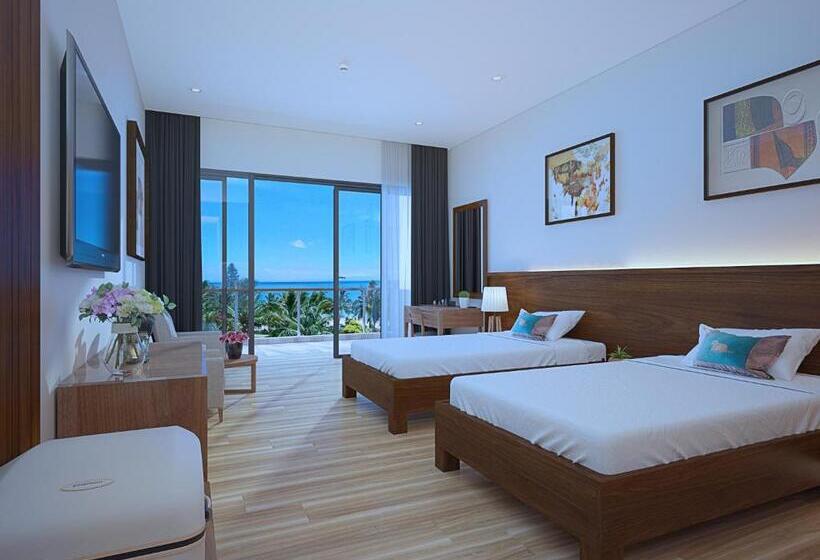 اتاق لوکس با چشمانداز دریا, Phu Hai Beach Resort & Spa Phan Thiet