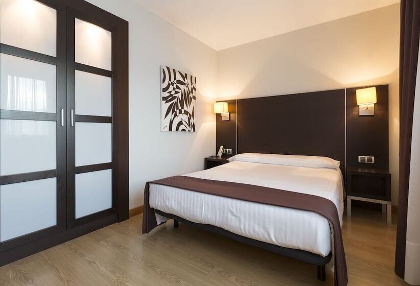 חדר סטנדרט, Plazaola