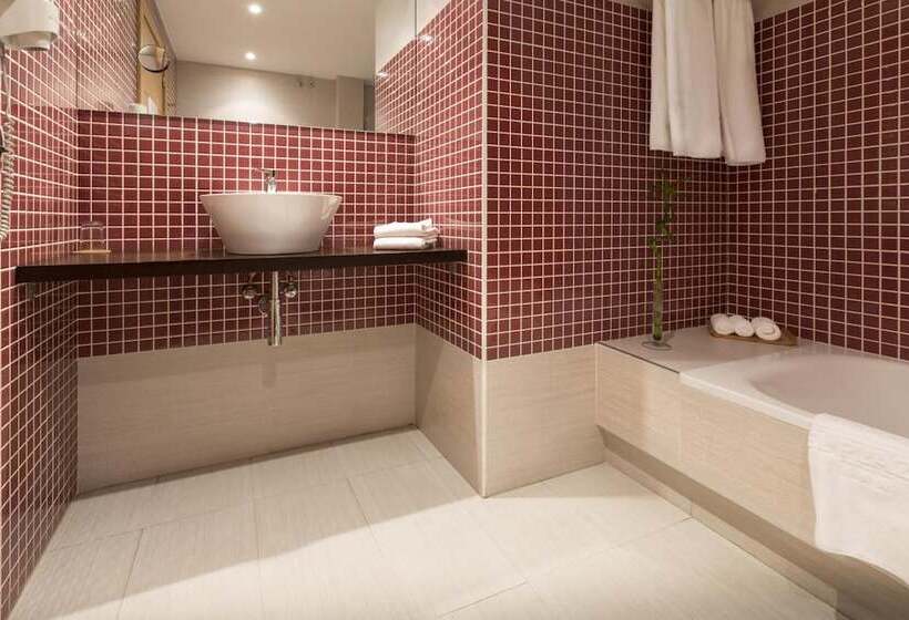 스탠다드 트리플 룸, Plazaola