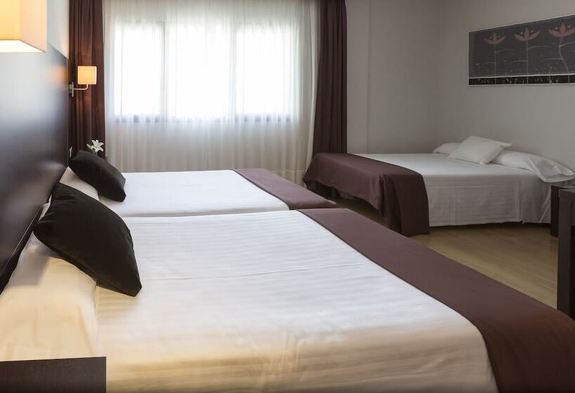 스탠다드 트리플 룸, Plazaola