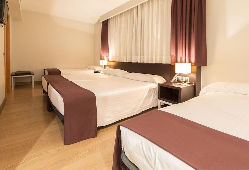 חדר סטנדרט לארבעה, Plazaola