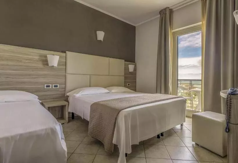 Comfort room with balcony, Prestige