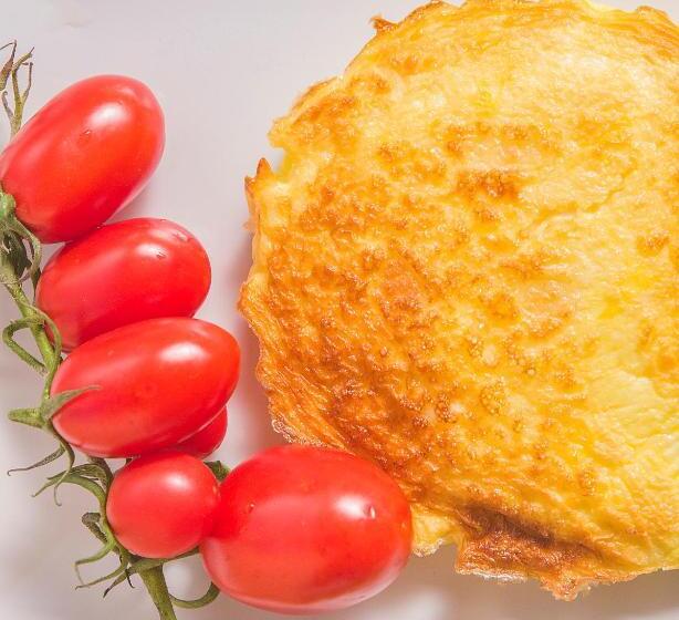 Comfort room with balcony, Prestige