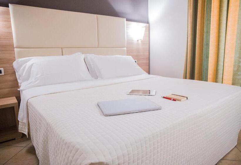 Comfort room with balcony, Prestige