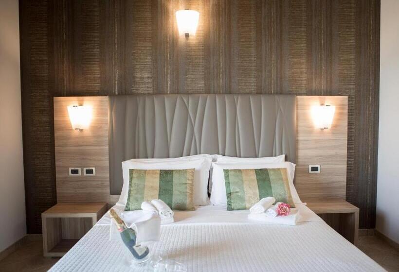 Номер Deluxe Вид на Море с Балконом, Prestige