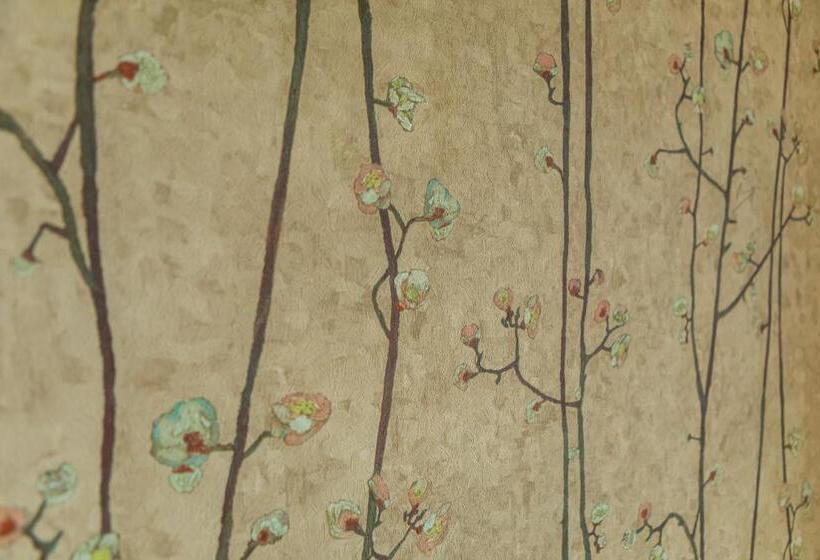 Трехместный Номер Стандарт с Балконом, Prestige