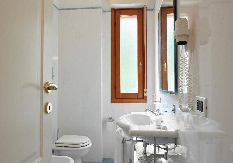 스탠다드 트리플 룸, Punta Nord Est