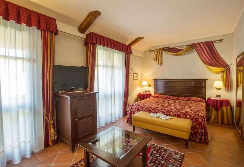 غرفة كلاسيكية ثلاثية, Romantic Hotel Furno
