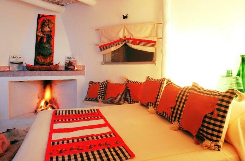 סוויטת ג'וניור, Su Gologone Experience