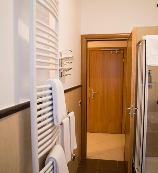 バルコニー付スタンダード4ベッドルーム, Park Hotel Tyrrenian