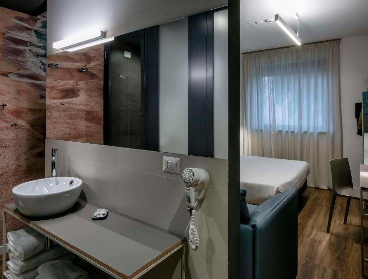 اتاق سوپریور با تخت بزرگ, Best Western Hotel Corsi