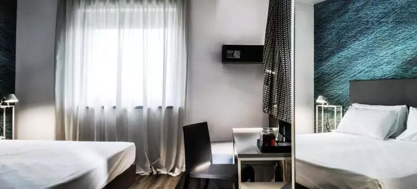 スタンダードルーム, Best Western Hotel Corsi
