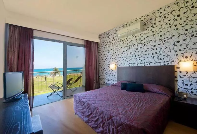 オーシャンビュースイート, Natura Beach Hotel And Villas