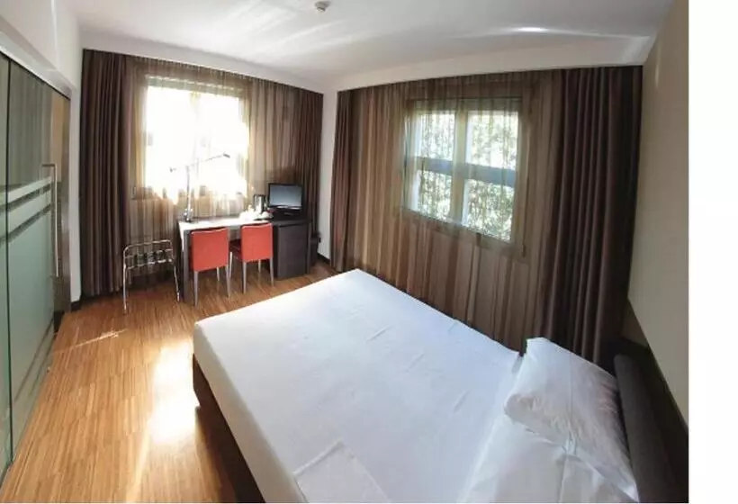 Standardrum, Postumia Hotel Design
