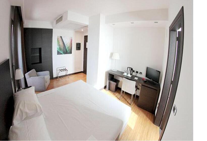 غرفة قياسية, Postumia Hotel Design